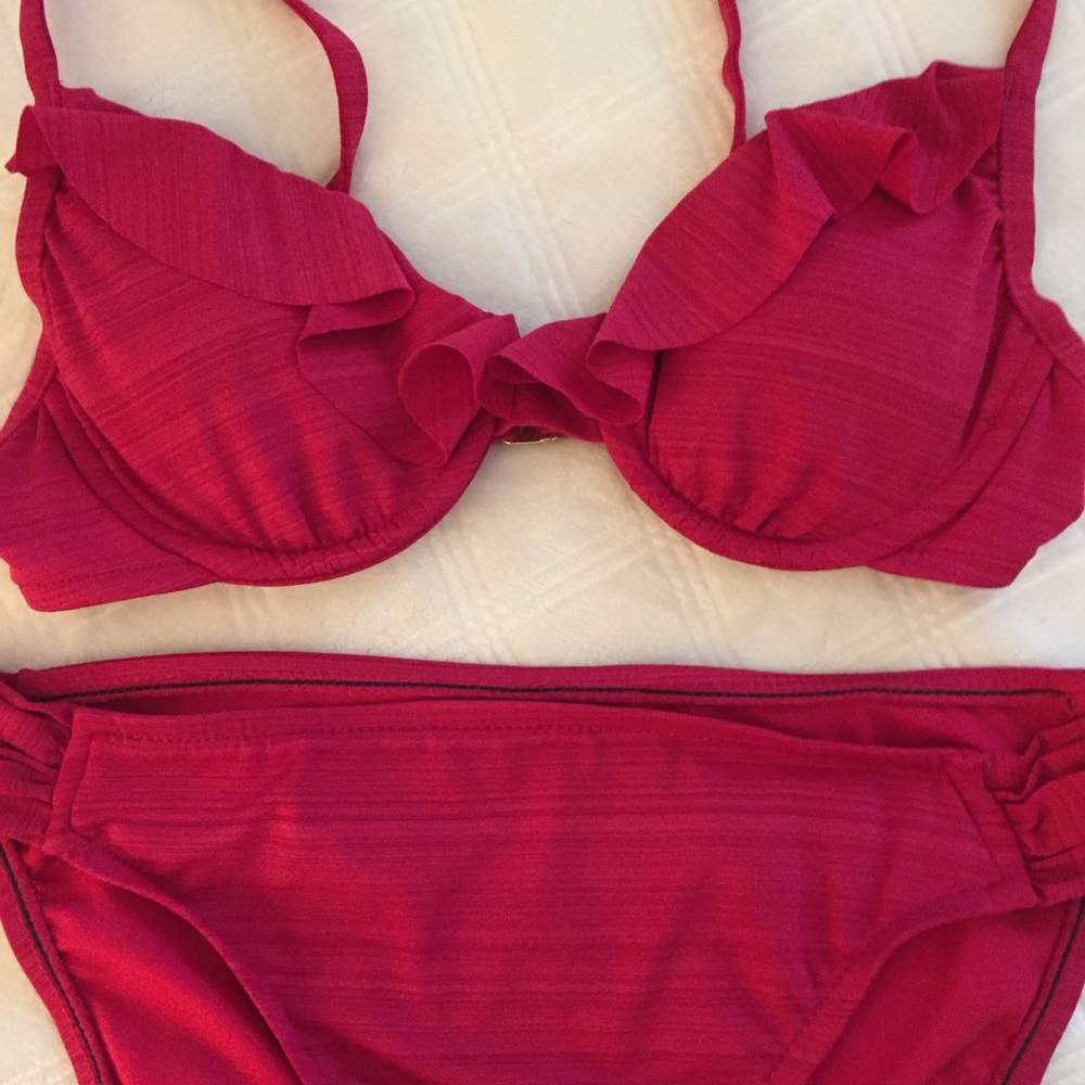 Never Worn Cranberry Bikini Push Up Bra Swimsuit
